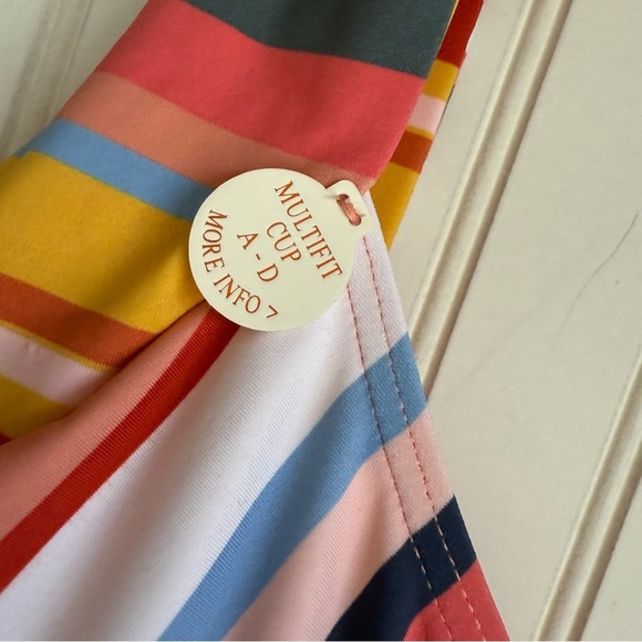 Artesands Size 20 Carnivale Magritte Multifit Cup One Piece Swimsuit NEW! - Picture 2 of 5